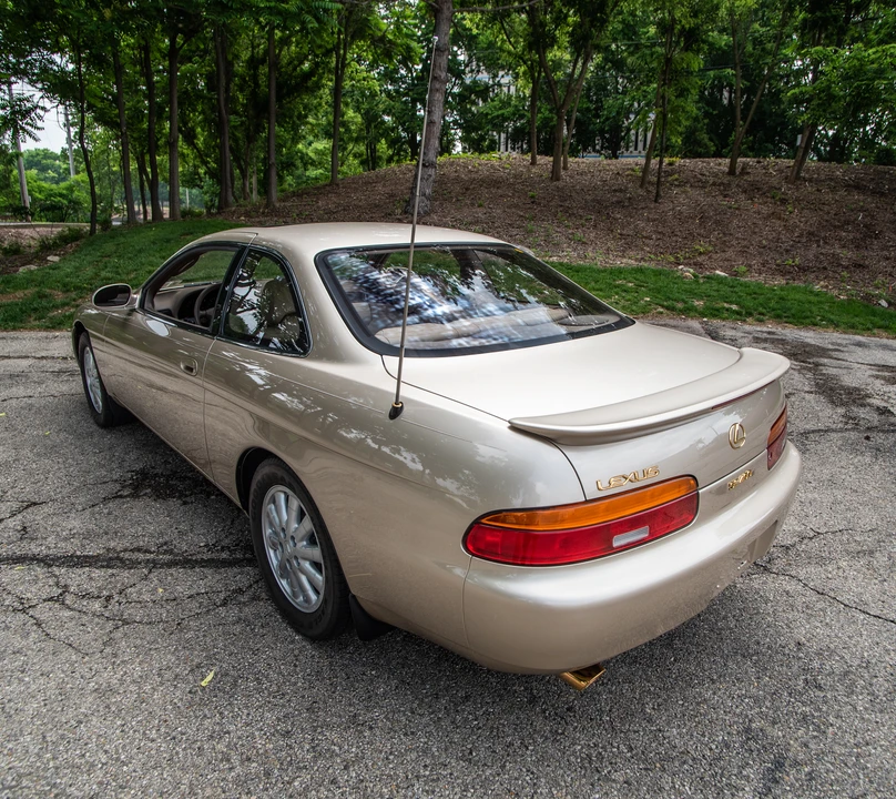 1993 Lexus SC400 - Image 10 of 31