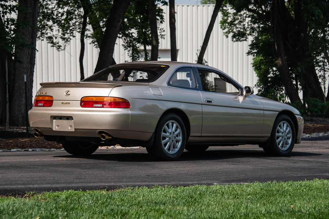 1993 Lexus SC400 - Image 14 of 31