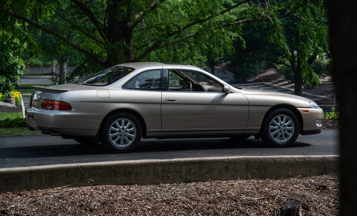 1993 Lexus SC400 - Image 15 of 31