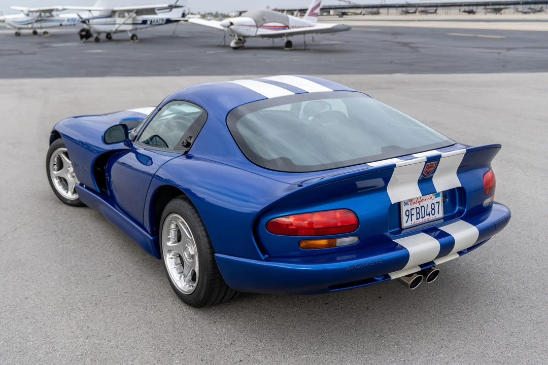 1997 Dodge Viper GTS 2nd Gen - Image 4 of 31