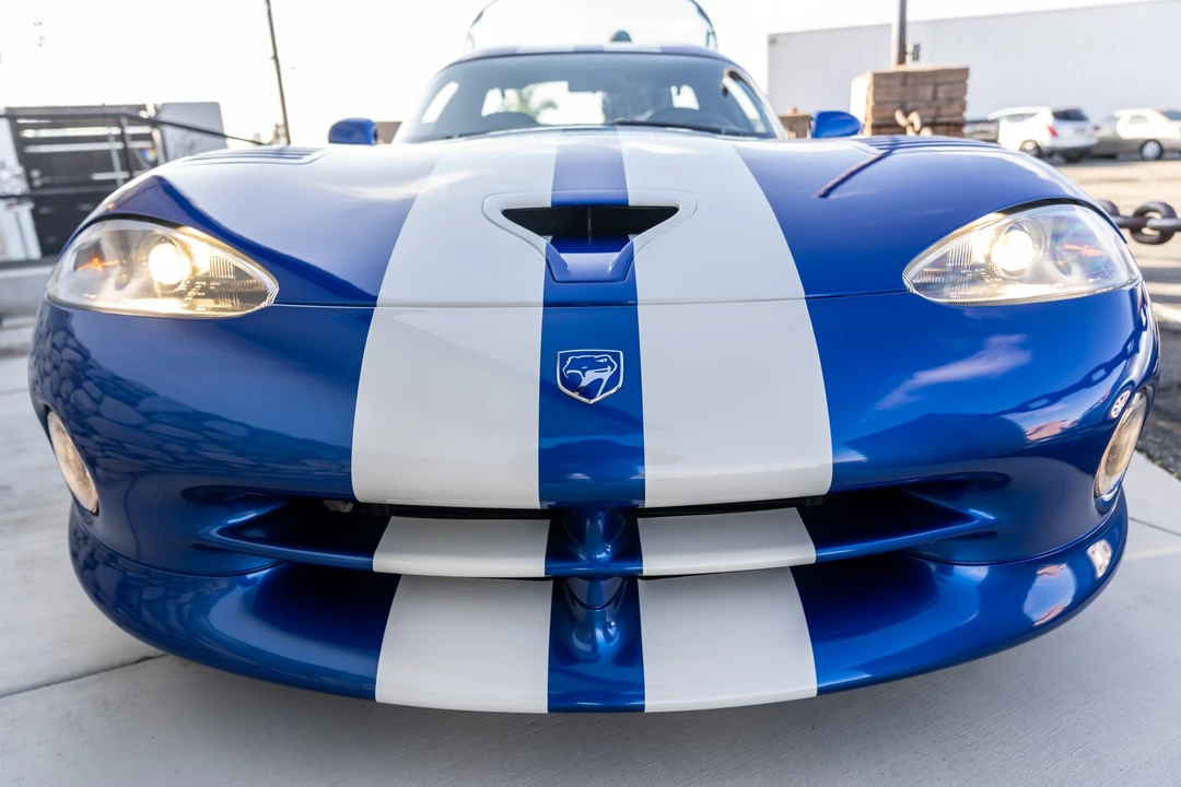 1997 Dodge Viper GTS 2nd Gen - Image 14 of 31