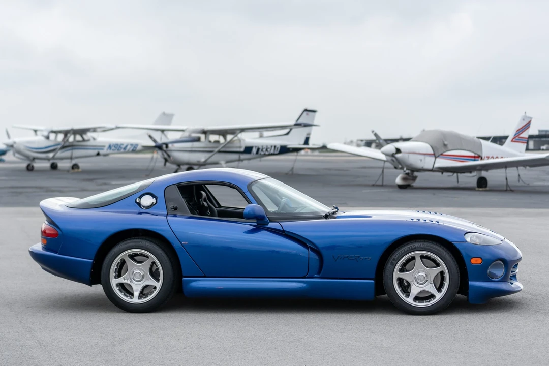 1997 Dodge Viper GTS 2nd Gen - Image 5 of 31