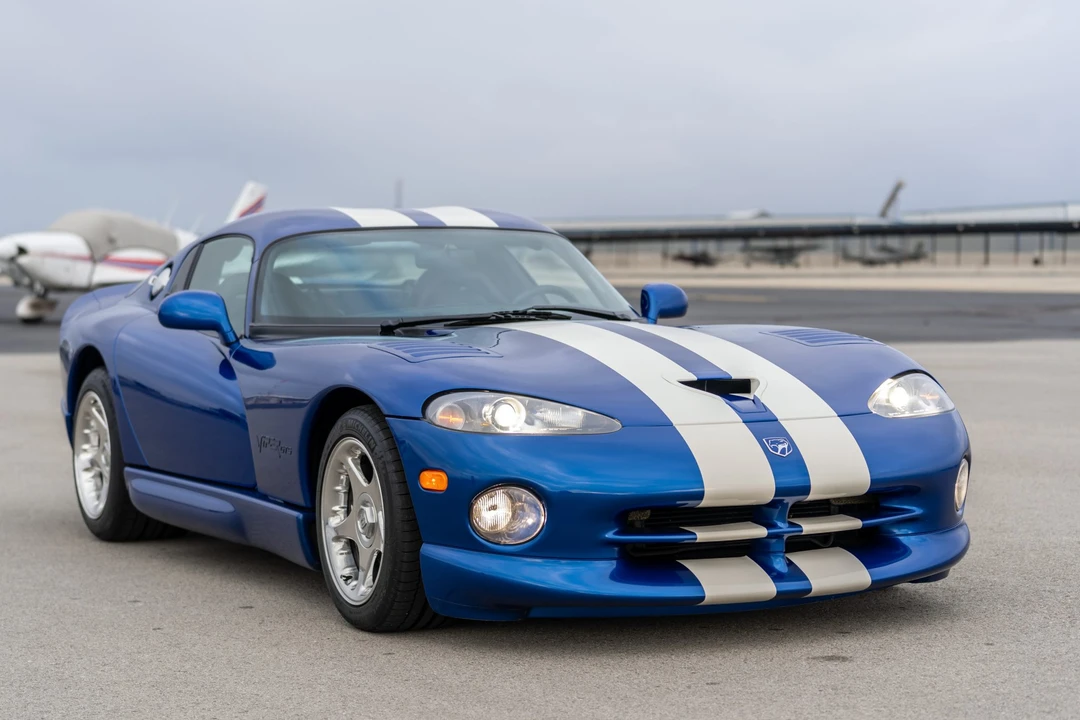 1997 Dodge Viper GTS 2nd Gen - Image 4 of 31