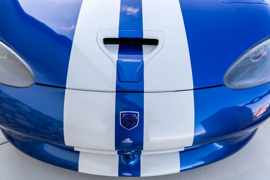 1997 Dodge Viper GTS 2nd Gen - Image 15 of 31
