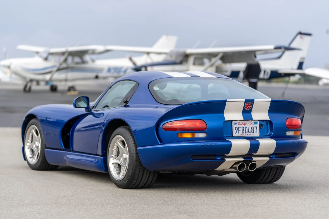 1997 Dodge Viper GTS 2nd Gen - Image 5 of 31