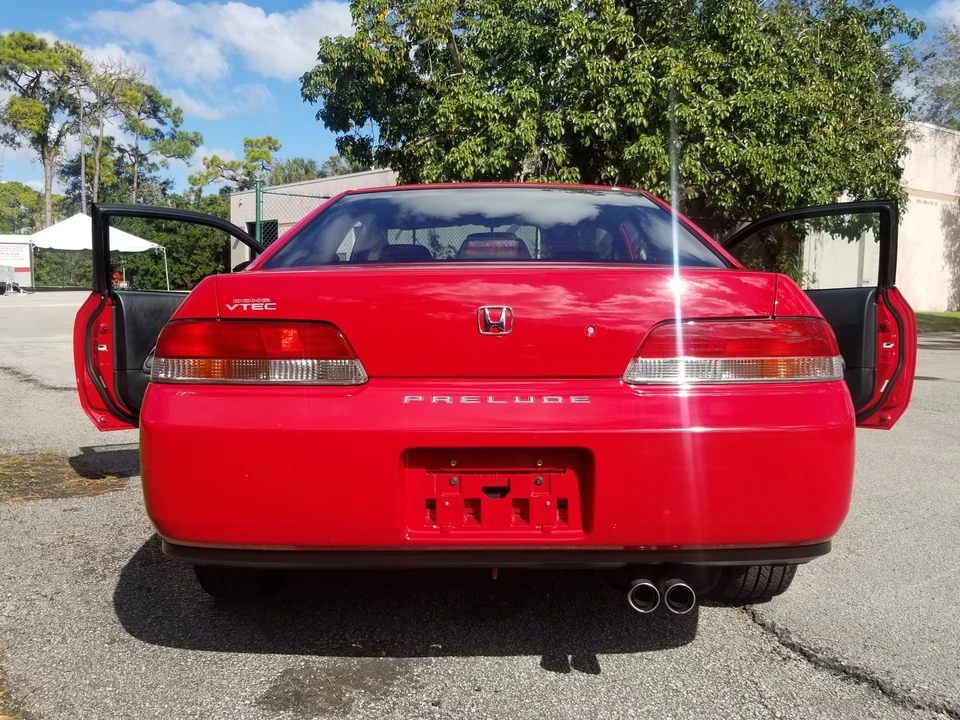 2001 Honda Prelude 5th Gen - Image 7 of 31