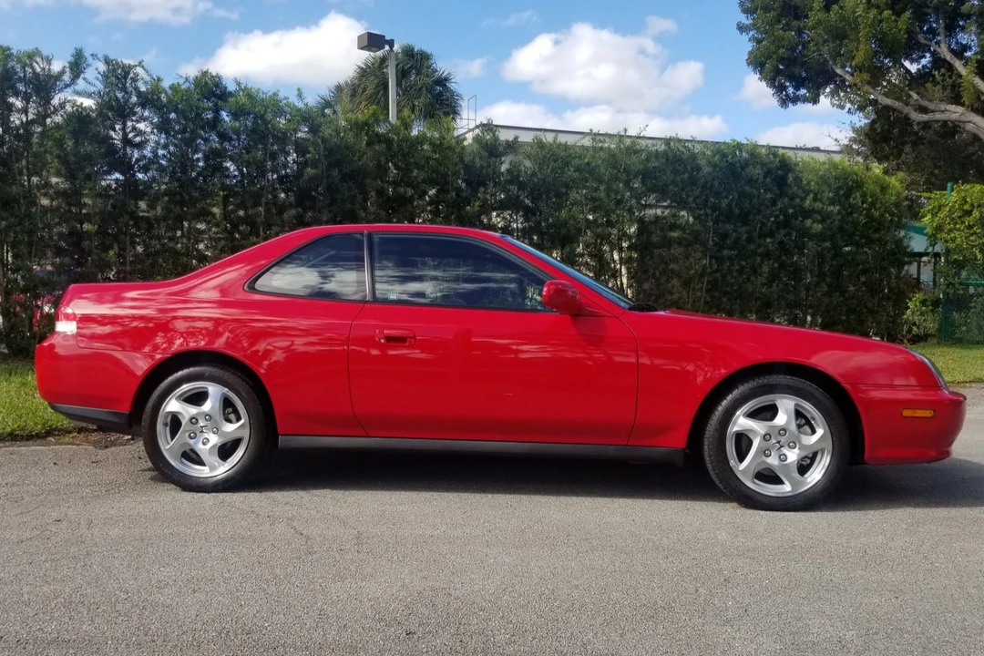 2001 Honda Prelude 5th Gen - Image 11 of 31