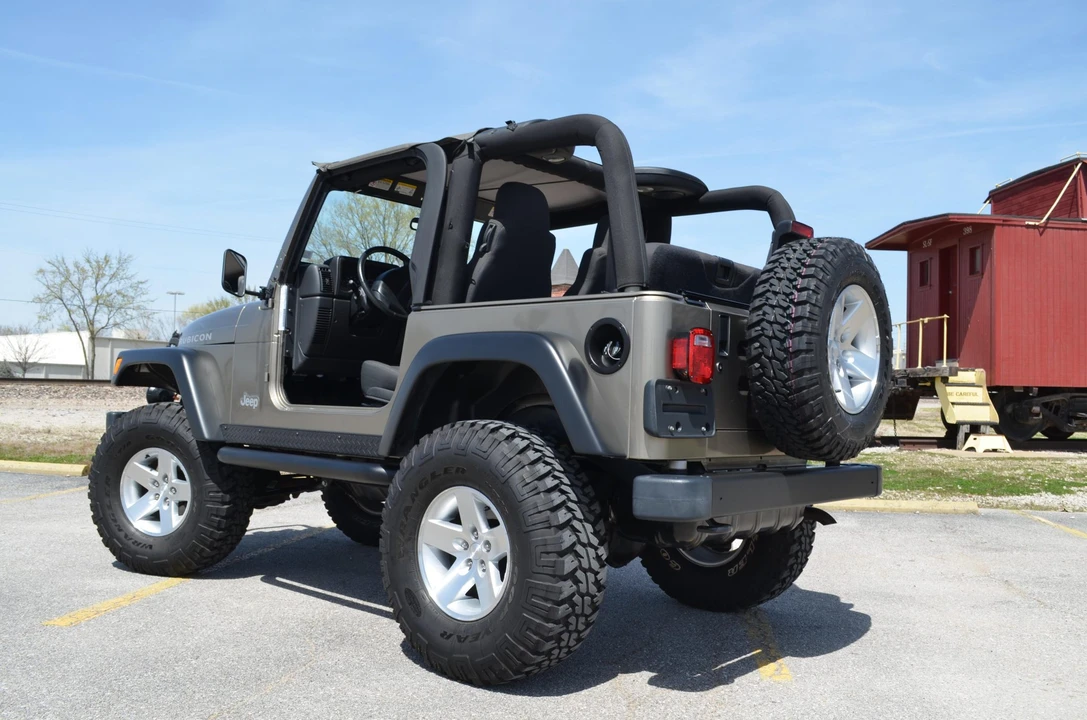 2003 Jeep TJ Wrangler - Image 16 of 31