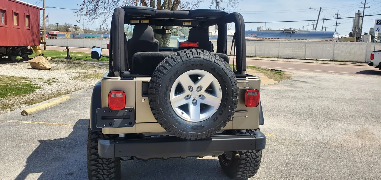 2003 Jeep TJ Wrangler - Image 19 of 31
