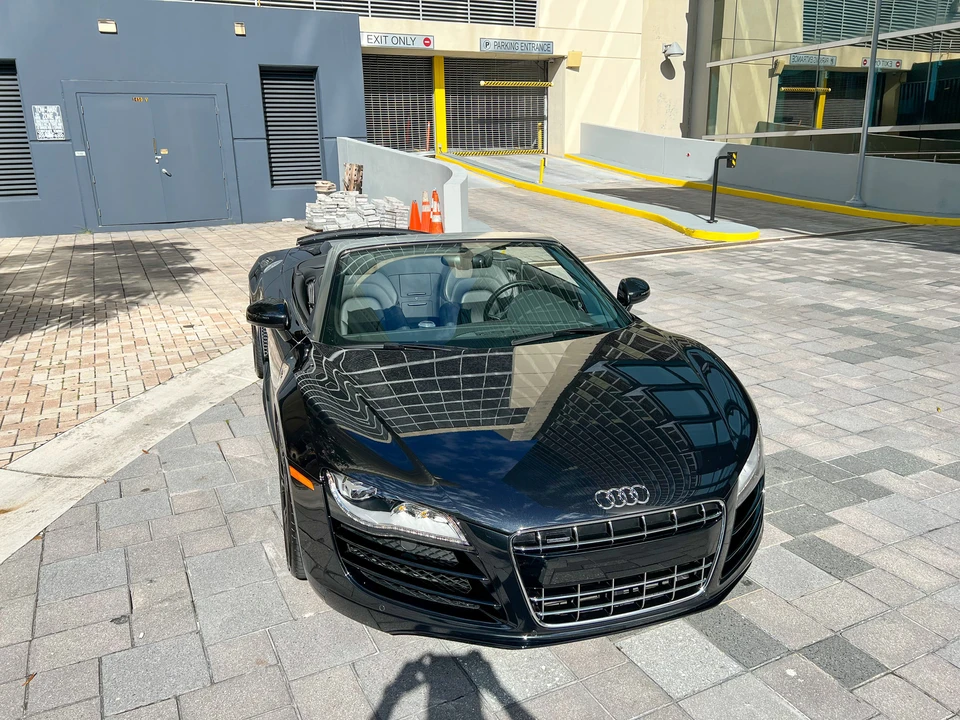 2011 Audi 42 R8 - Image 7 of 31