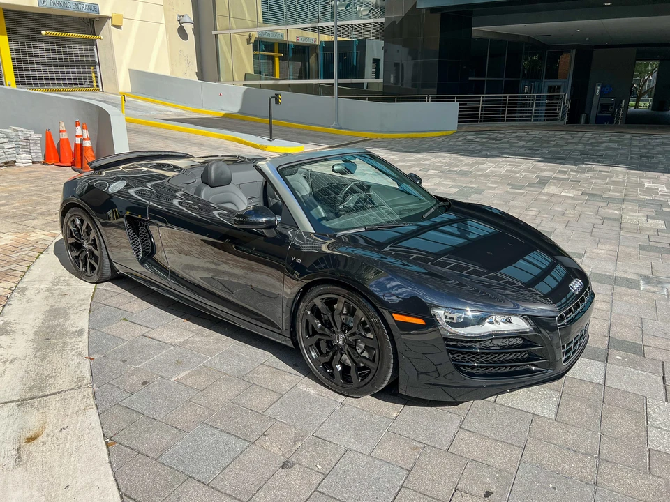 2011 Audi 42 R8 - Image 13 of 31