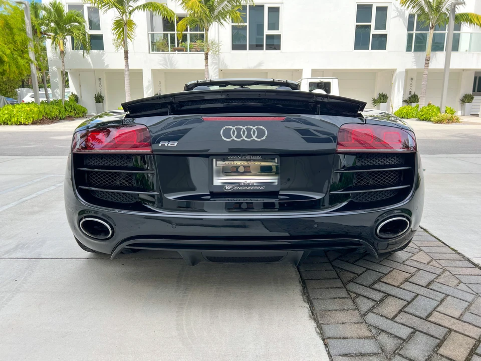 2011 Audi 42 R8 - Image 31 of 31