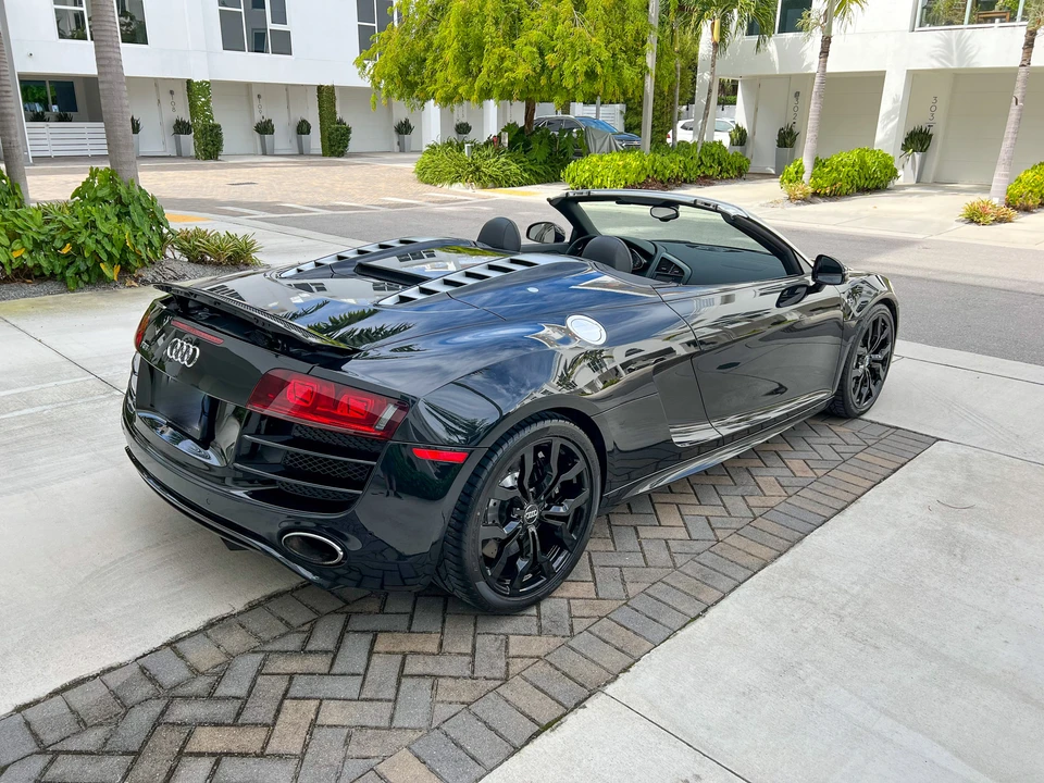 2011 Audi 42 R8 - Image 21 of 31