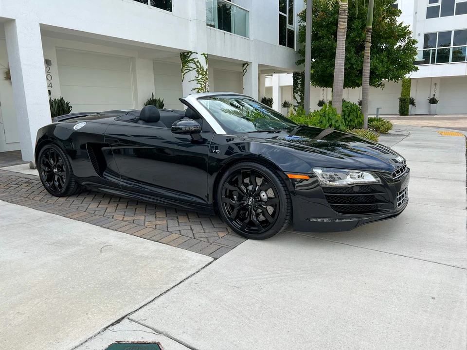 2011 Audi 42 R8 - Image 14 of 31
