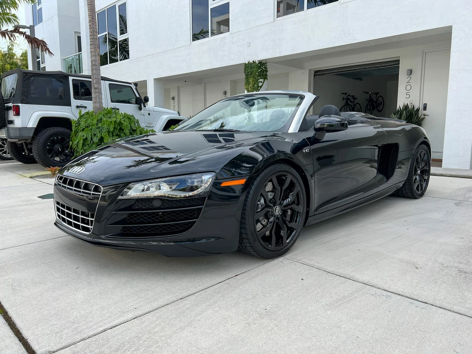 2011 Audi 42 R8 - Image 3 of 31