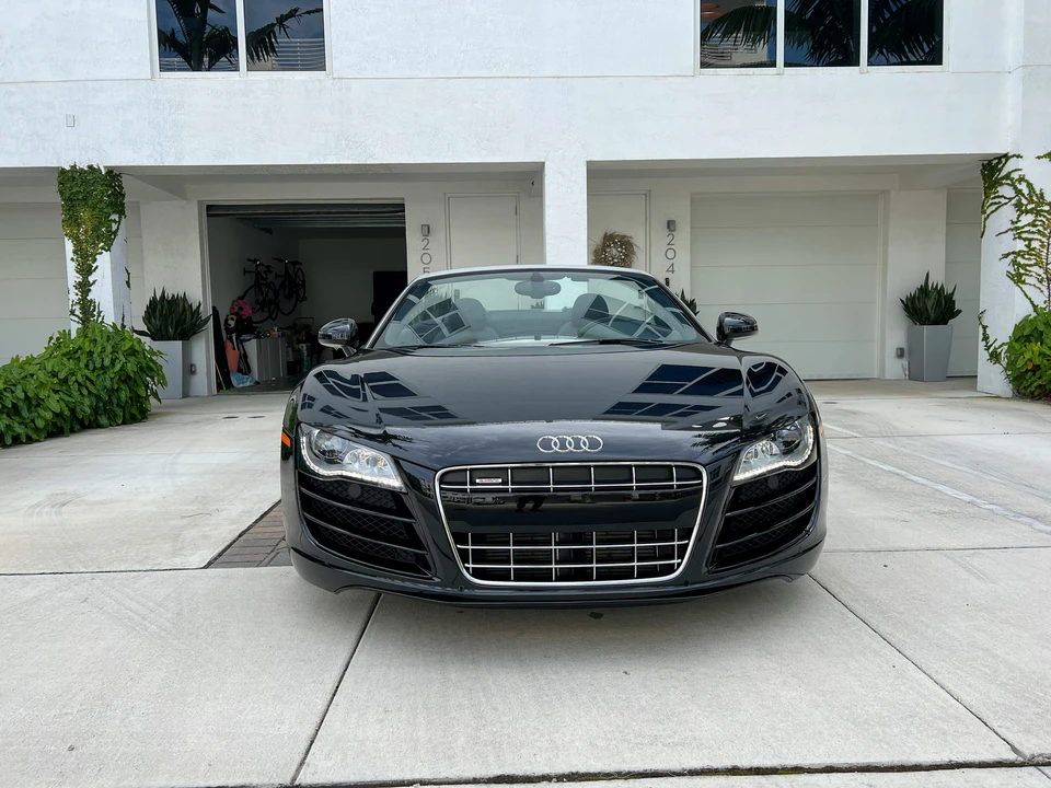 2011 Audi 42 R8 - Image 8 of 31
