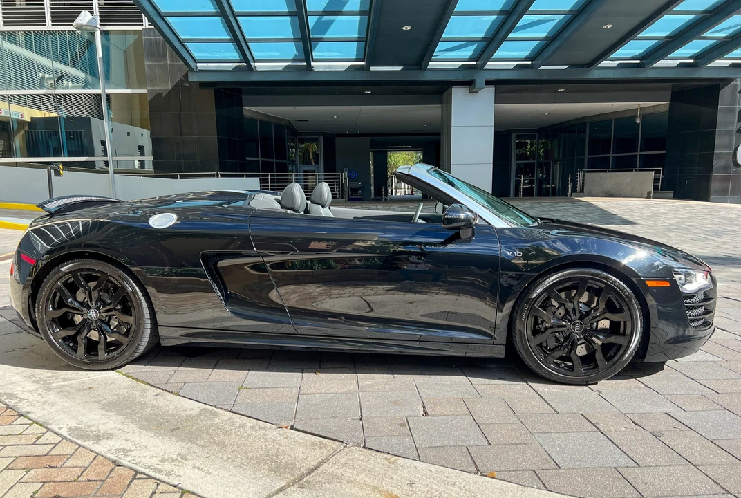 2011 Audi 42 R8 - Image 18 of 31