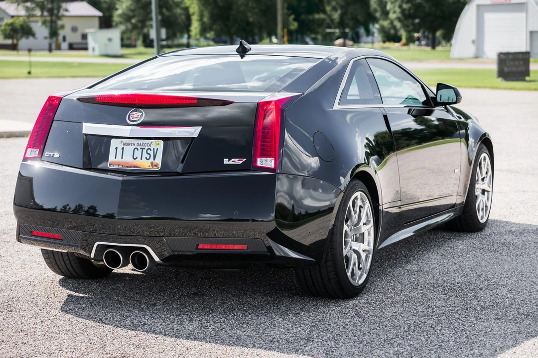 2011 Cadillac CTS-V 2nd Gen - Image 13 of 31