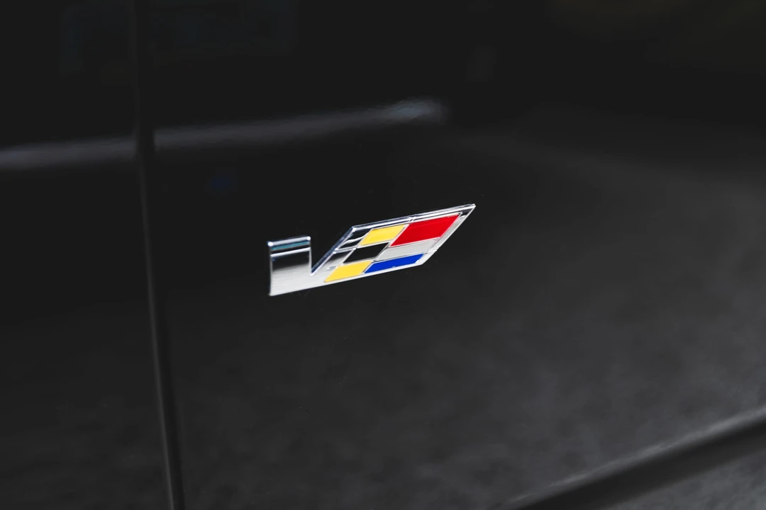 2011 Cadillac CTS-V 2nd Gen - Image 25 of 31