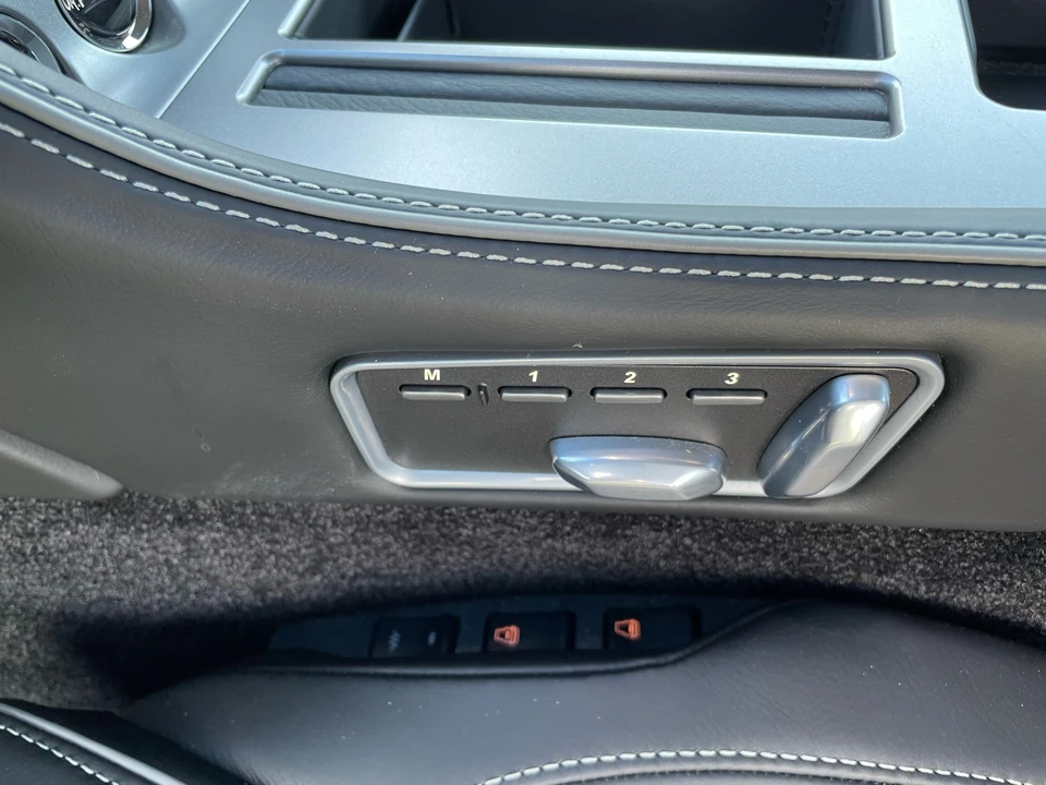 2012 Aston Martin Virage (2011-2012) - Image 31 of 31