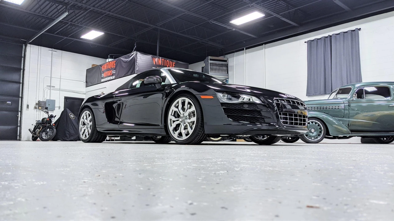 2012 Audi 42 R8 - Image 28 of 31