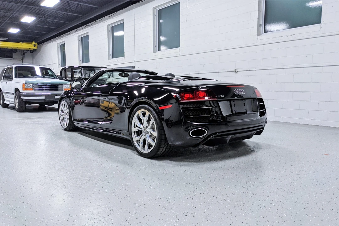 2012 Audi 42 R8 - Image 7 of 31