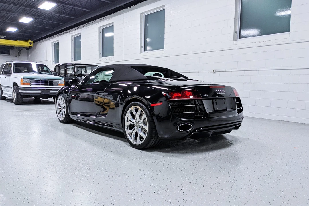 2012 Audi 42 R8 - Image 23 of 31