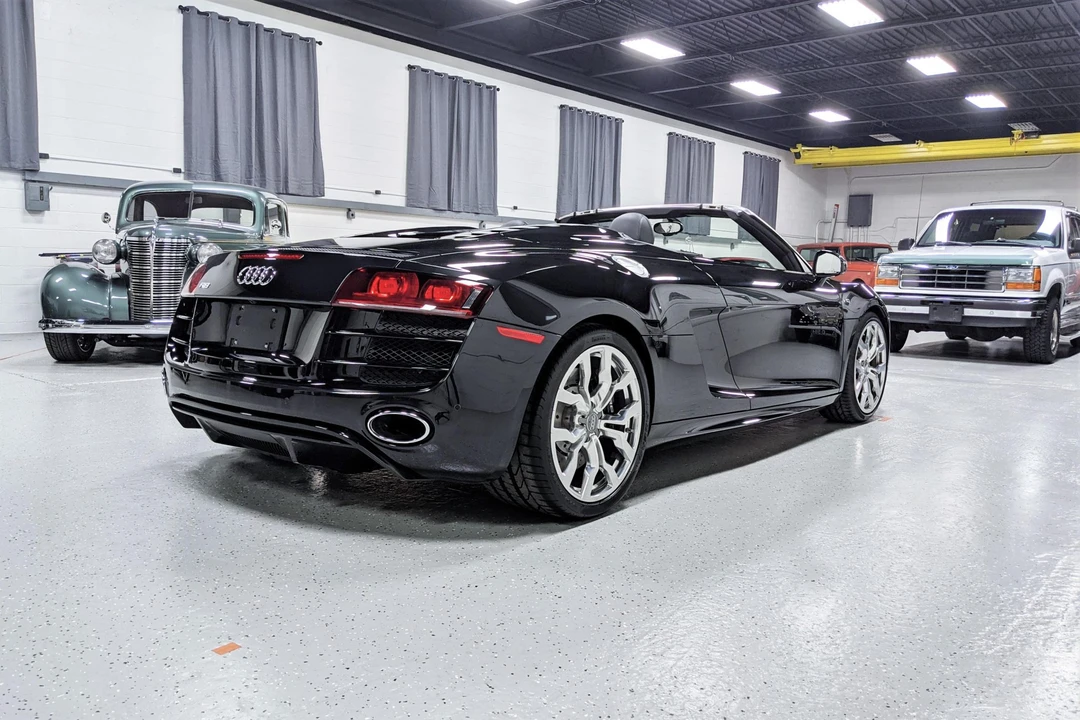 2012 Audi 42 R8 - Image 11 of 31