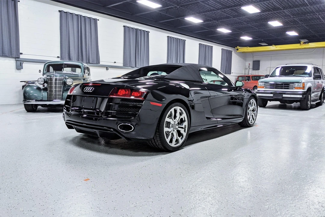 2012 Audi 42 R8 - Image 26 of 31