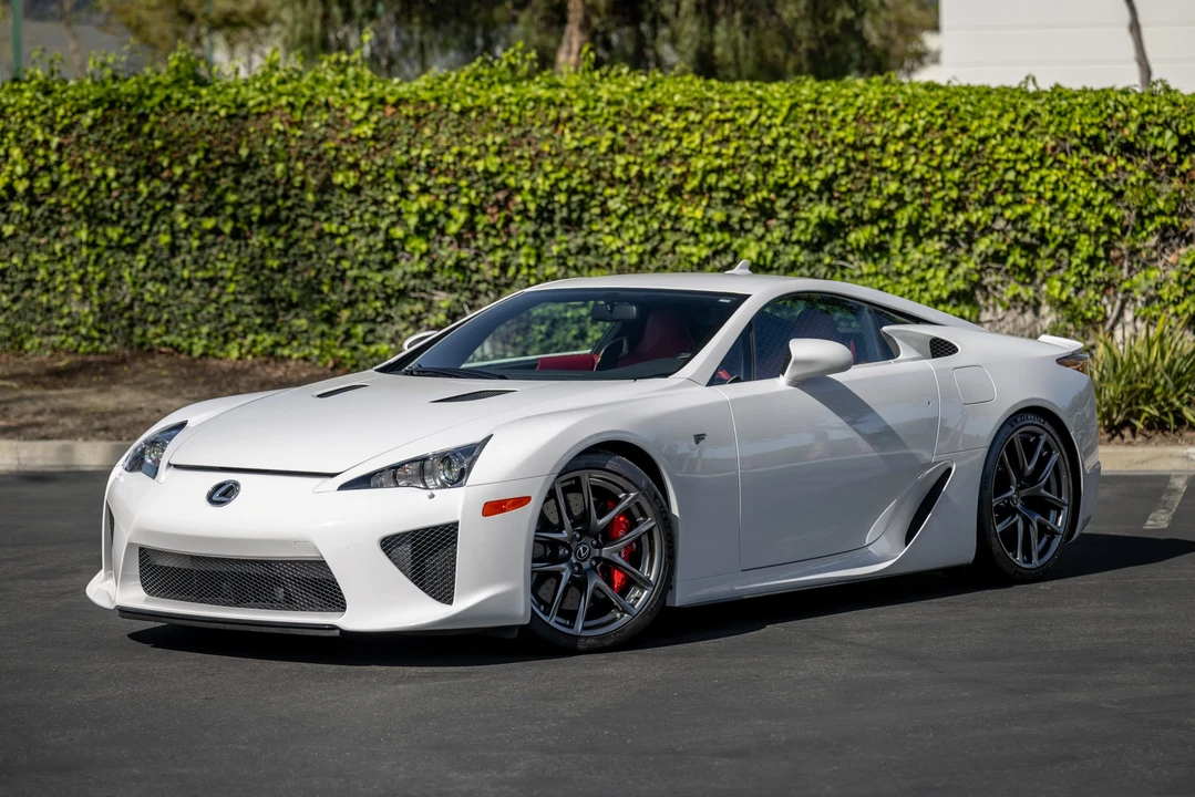 2012 Lexus LFA - Image 3 of 31
