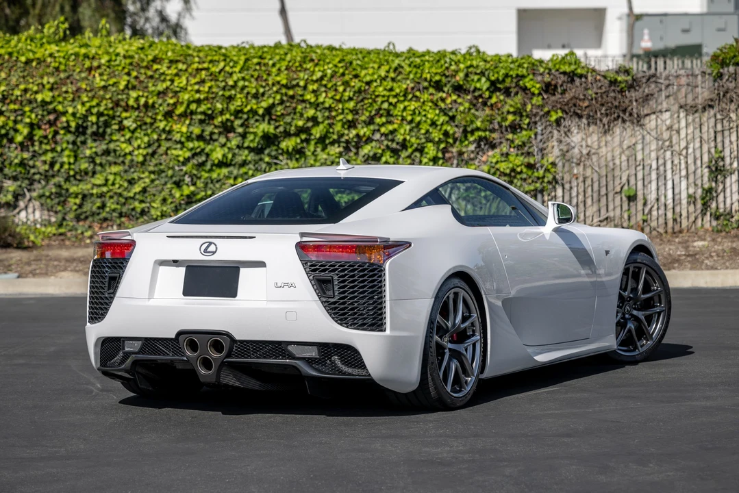 2012 Lexus LFA - Image 14 of 31