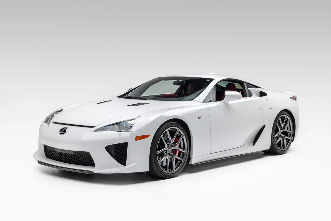 2012 Lexus LFA - Image 26 of 31