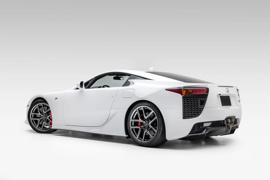 2012 Lexus LFA - Image 28 of 31