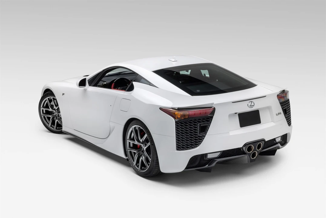2012 Lexus LFA - Image 29 of 31