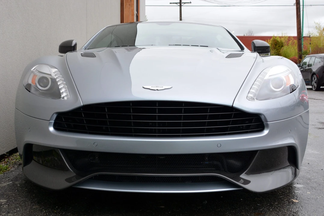 2014 Aston Martin Vanquish 2nd Gen - Image 25 of 31
