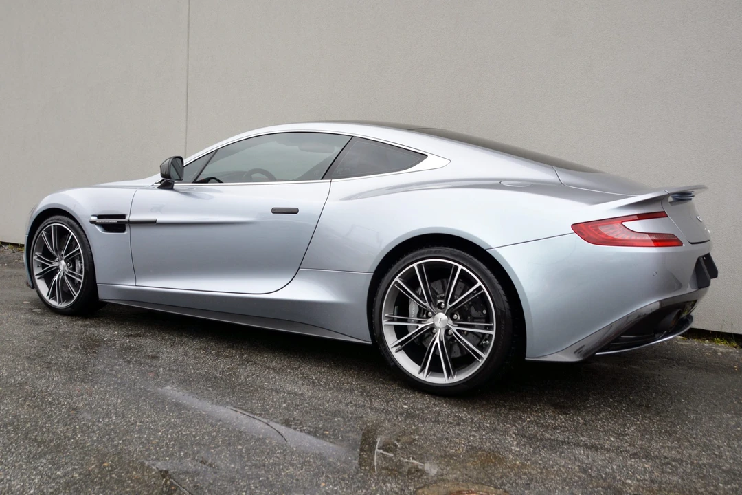 2014 Aston Martin Vanquish 2nd Gen - Image 9 of 31