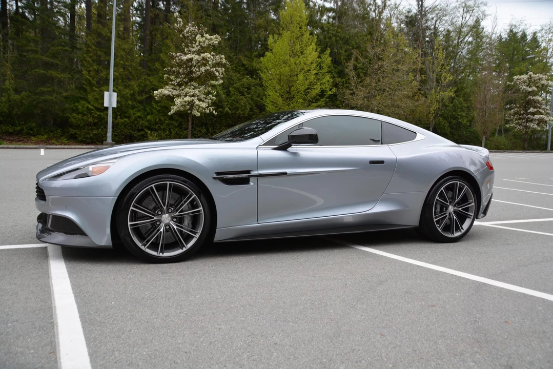 2014 Aston Martin Vanquish 2nd Gen - Image 4 of 31