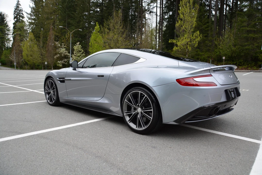 2014 Aston Martin Vanquish 2nd Gen - Image 10 of 31