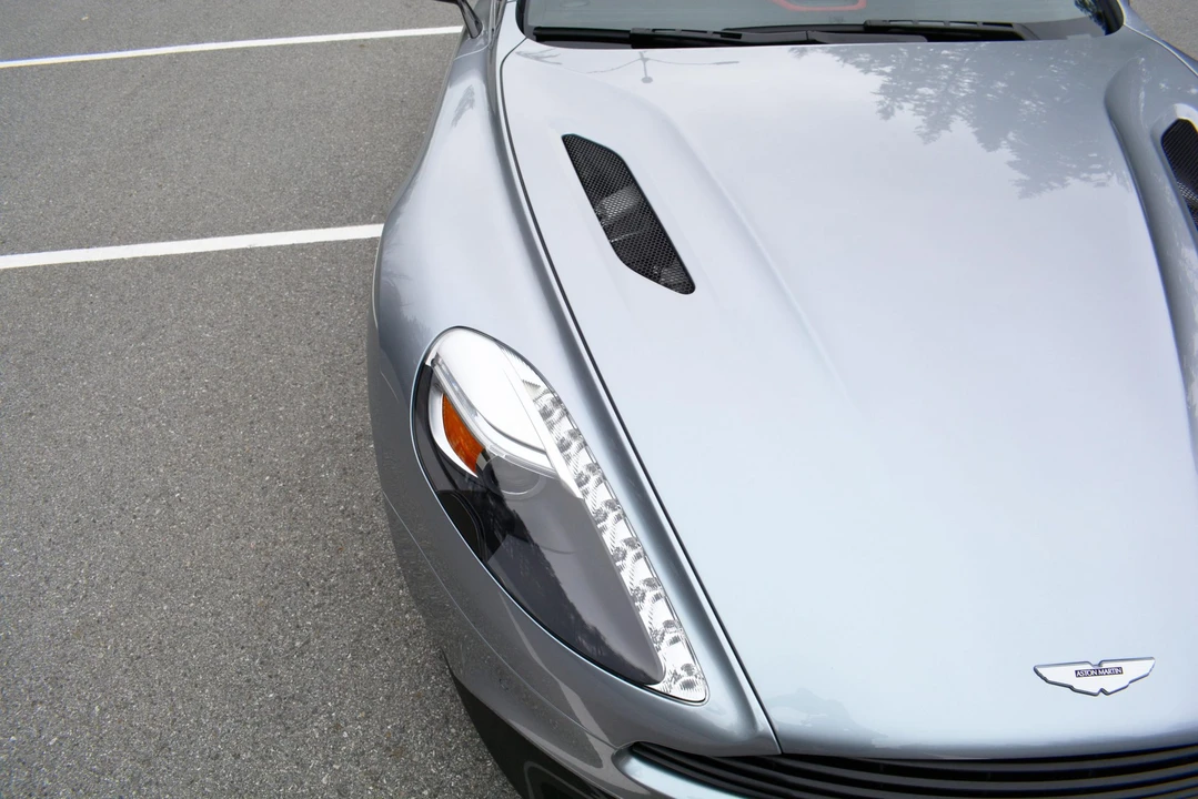 2014 Aston Martin Vanquish 2nd Gen - Image 30 of 31