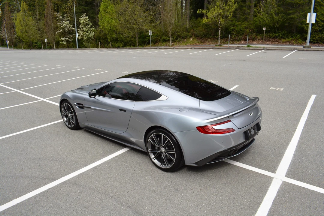 2014 Aston Martin Vanquish 2nd Gen - Image 11 of 31