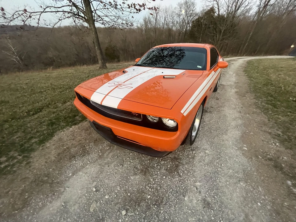 2014 Dodge Challenger 3rd Gen - Image 3 of 31