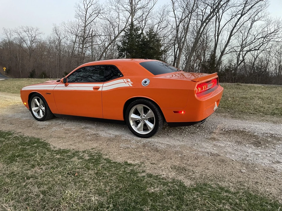 2014 Dodge Challenger 3rd Gen - Image 22 of 31