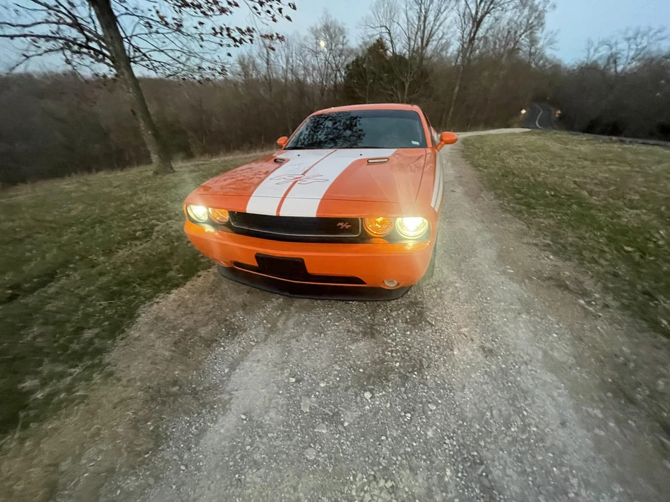 2014 Dodge Challenger 3rd Gen - Image 4 of 31
