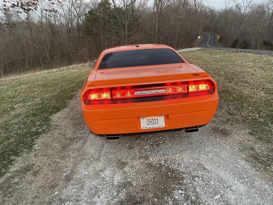2014 Dodge Challenger 3rd Gen - Image 20 of 31
