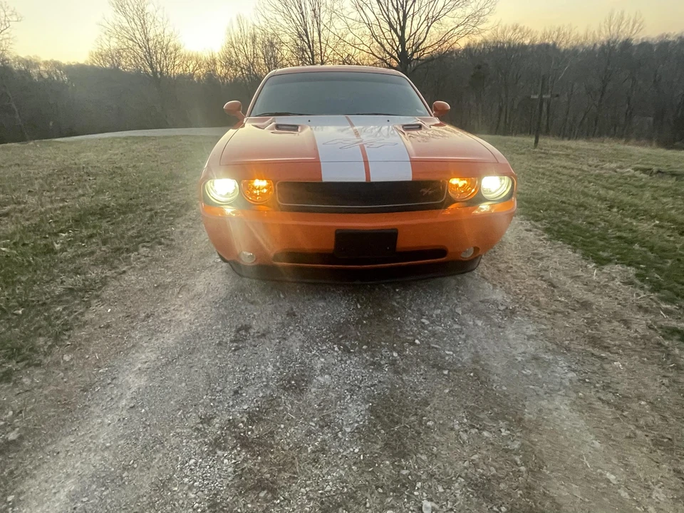 2014 Dodge Challenger 3rd Gen - Image 6 of 31