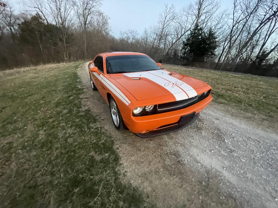 2014 Dodge Challenger 3rd Gen - Image 8 of 31