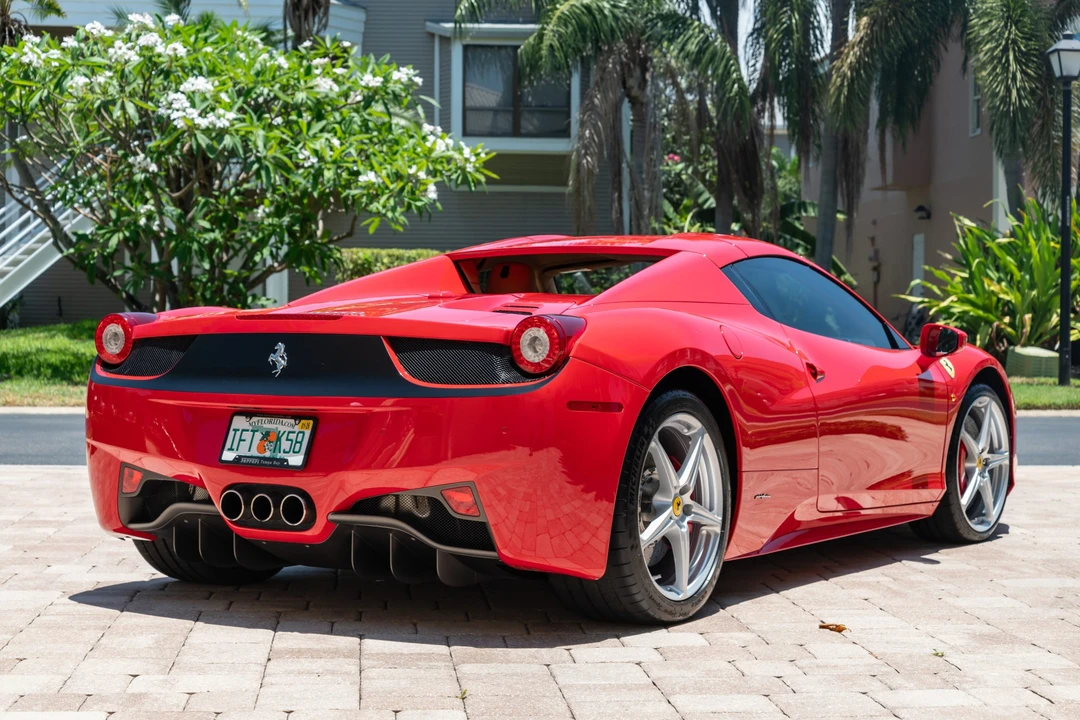 2014 Ferrari 458 Spider - Image 14 of 31