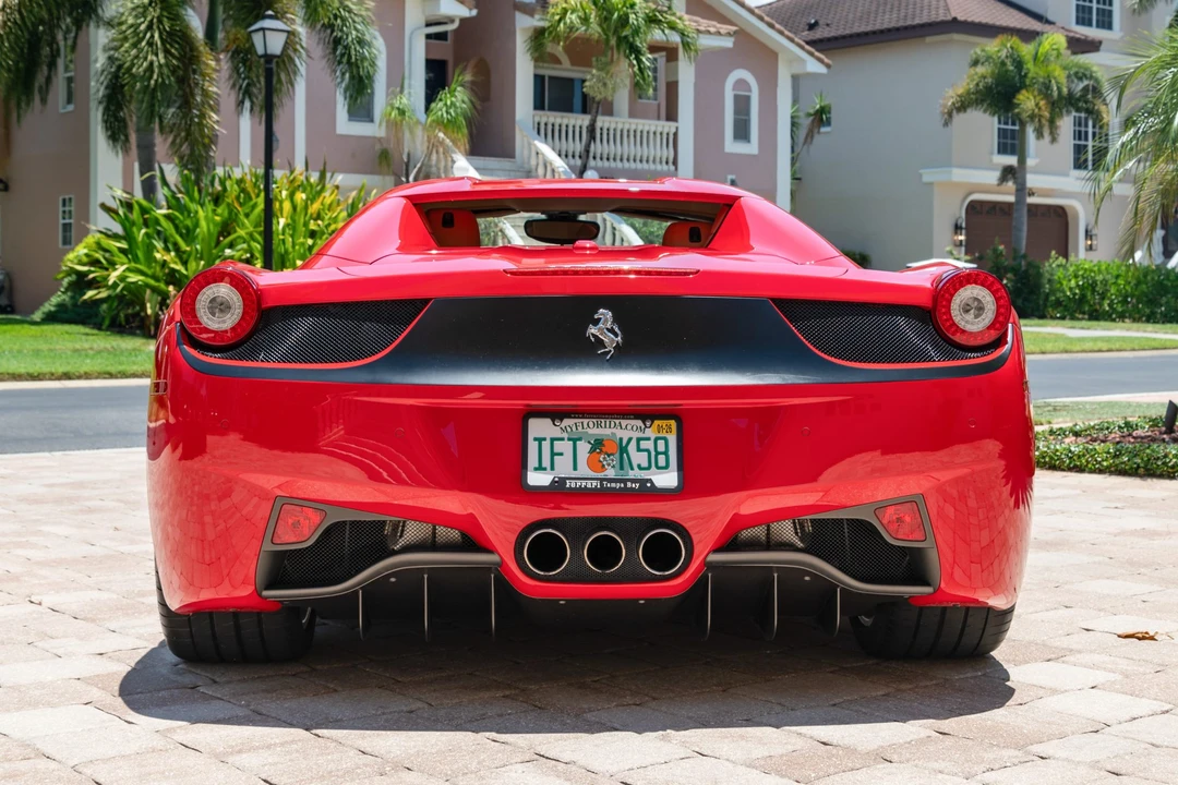 2014 Ferrari 458 Spider - Image 13 of 31