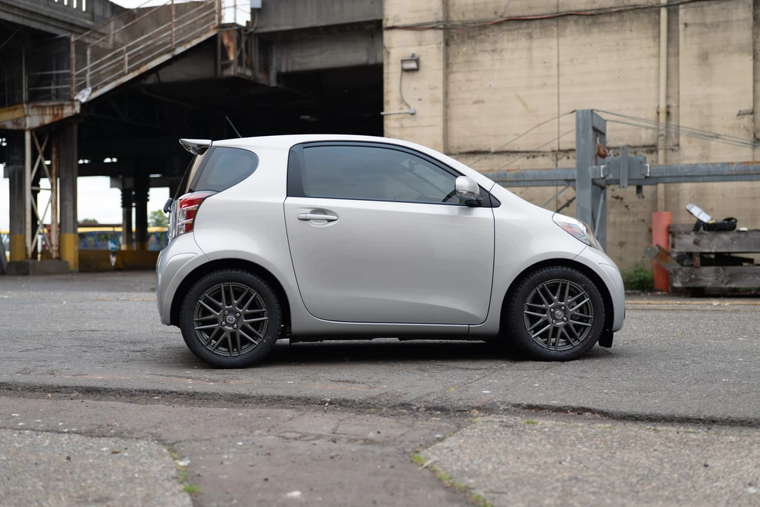2014 Scion iQ - Image 25 of 31