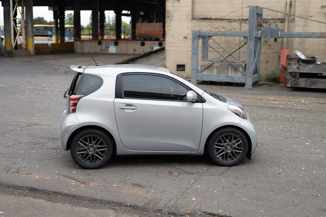 2014 Scion iQ - Image 26 of 31